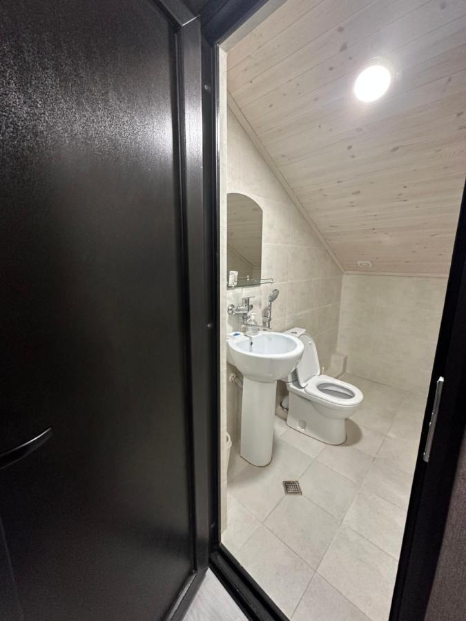 Guesthouse Chrdili Tbilisi ภายนอก รูปภาพ