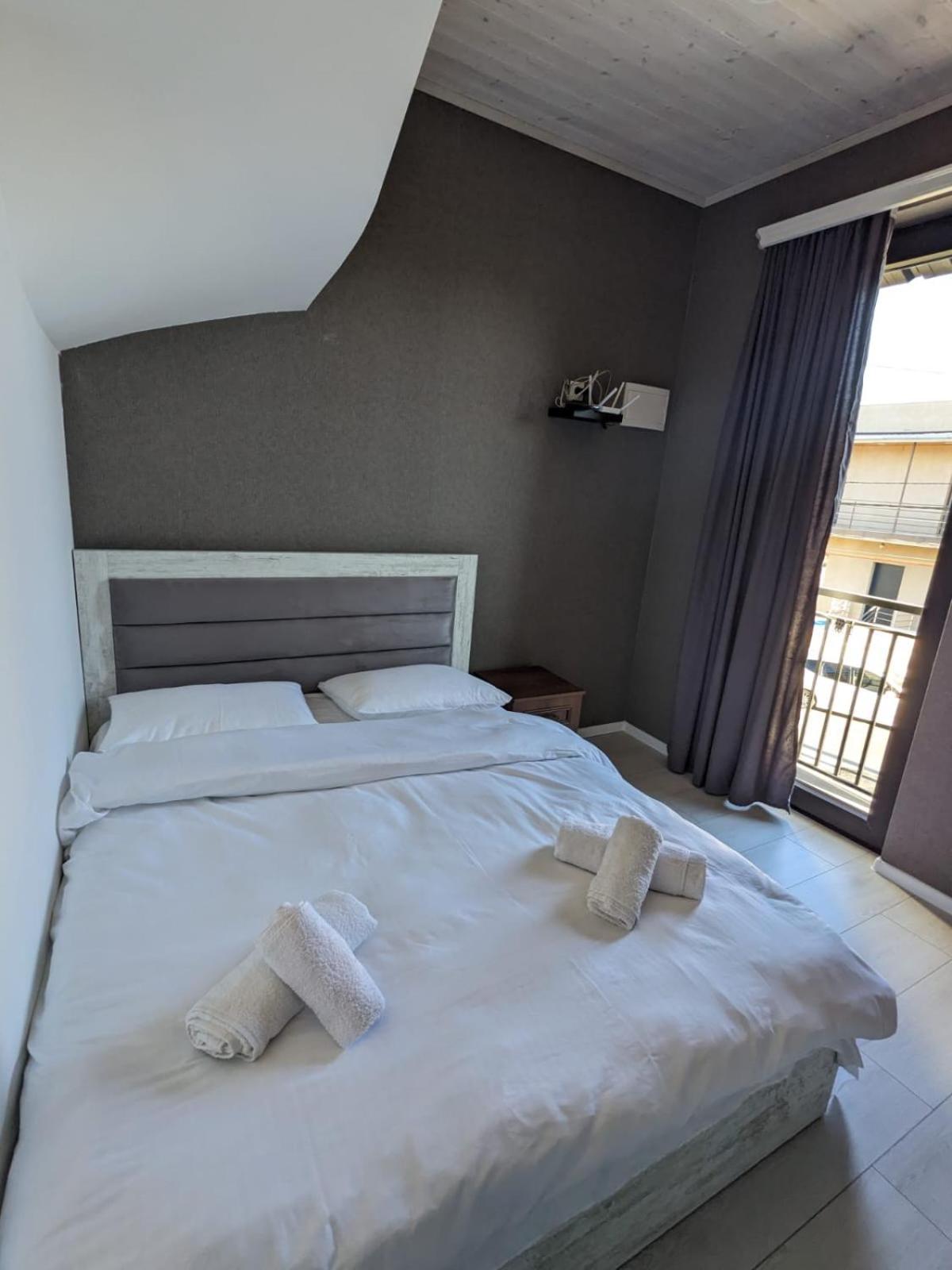 Guesthouse Chrdili Tbilisi ภายนอก รูปภาพ